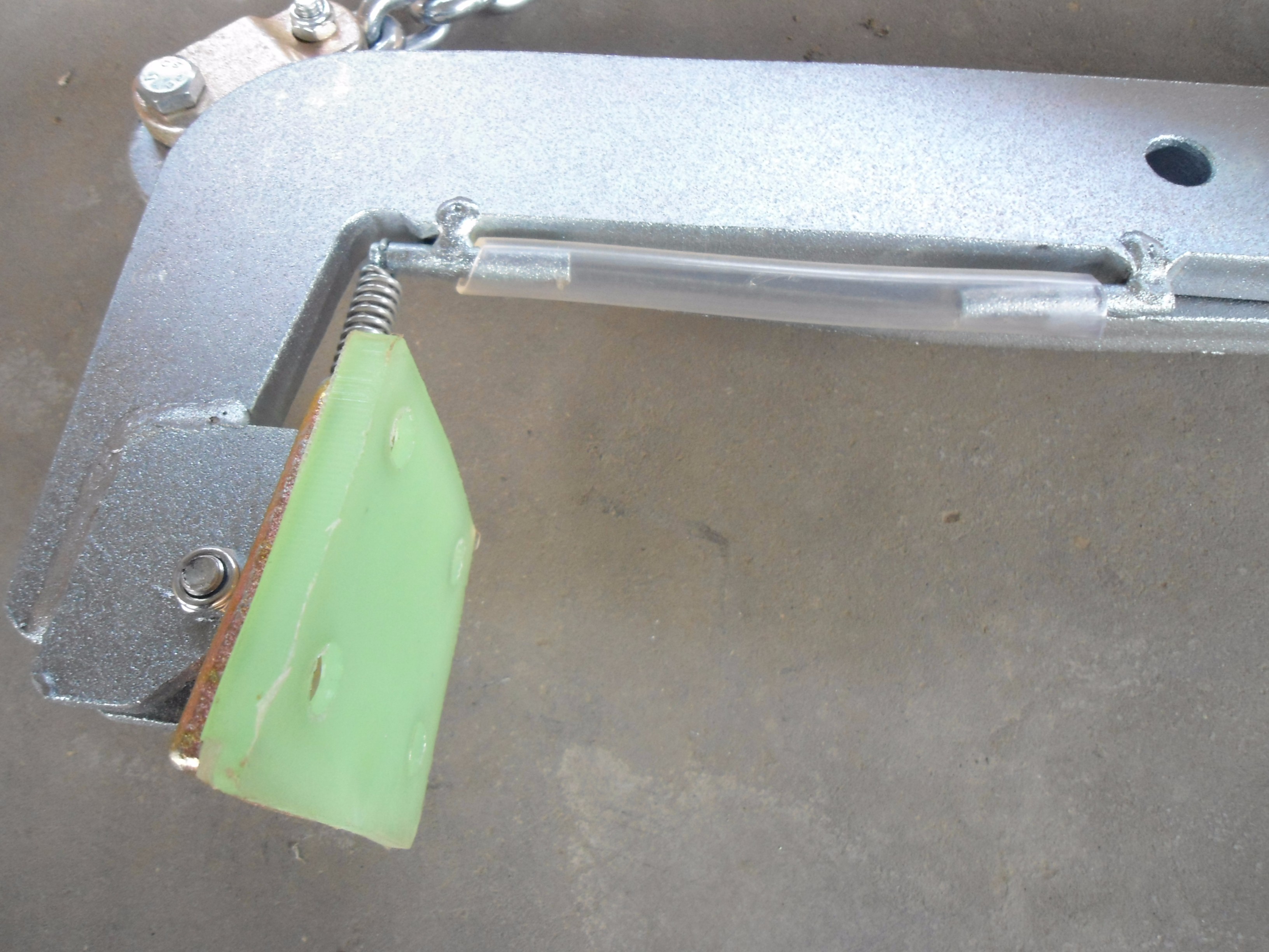 經過熱鍍鋅石材夾具表面標準樣式供您參考--河北東圣吊索具制造有限公司--石材夾具|液壓堆高車|手動叉車|小型攪拌機 經過熱鍍鋅石材夾具表面標準樣式供您參考--河北東圣吊索具制造有限公司--石材夾具|液壓堆高車|手動叉車|小型攪拌機